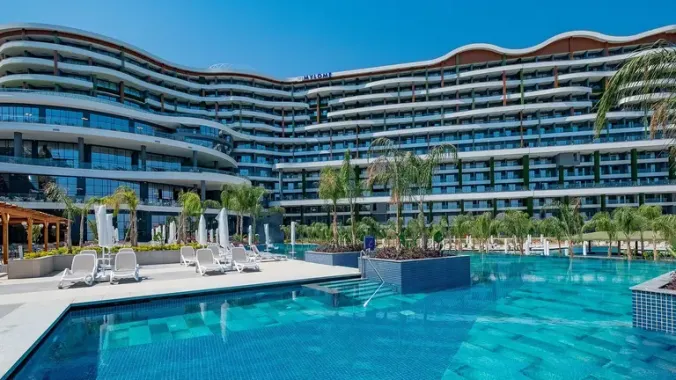 Mylome Luxury Hotel & Resort